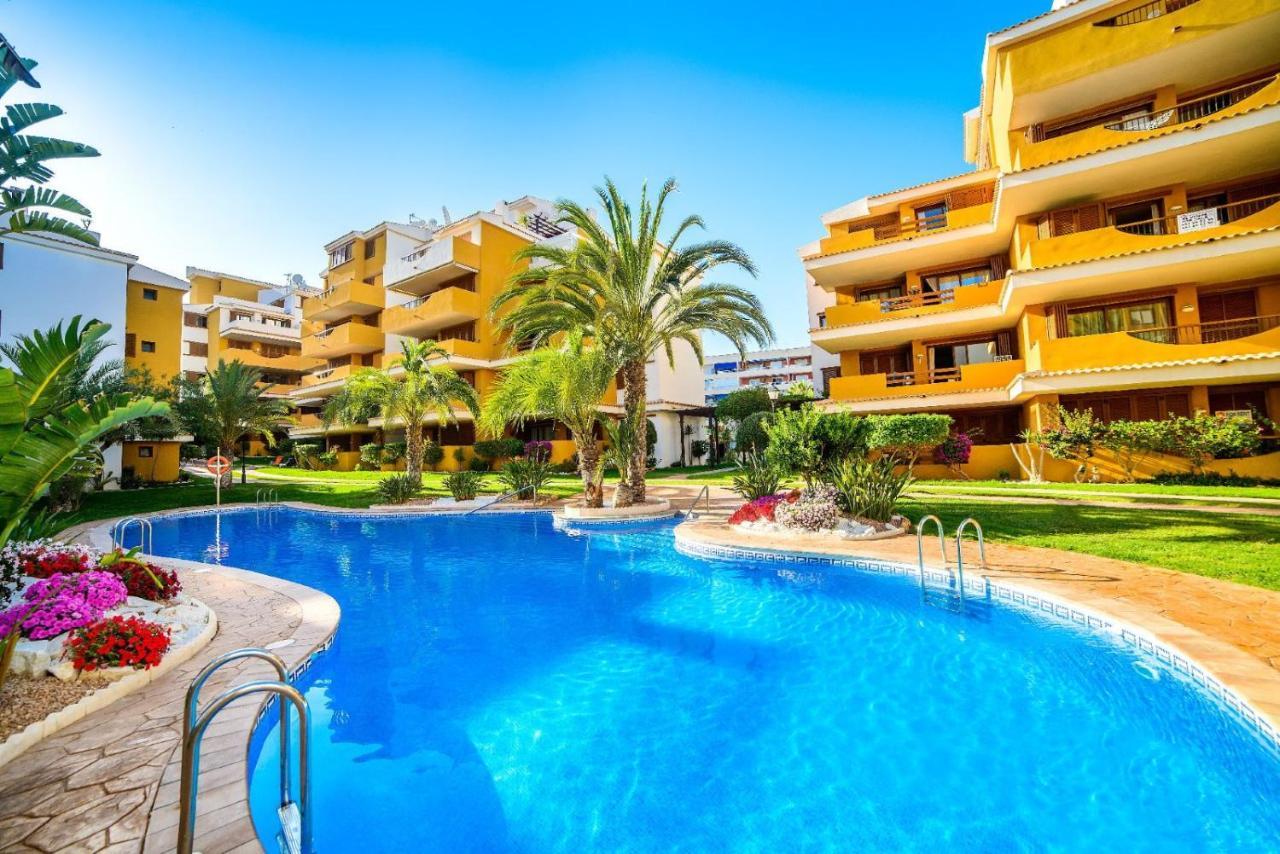 La Entrada Beach Club Торрев'єха Екстер'єр фото