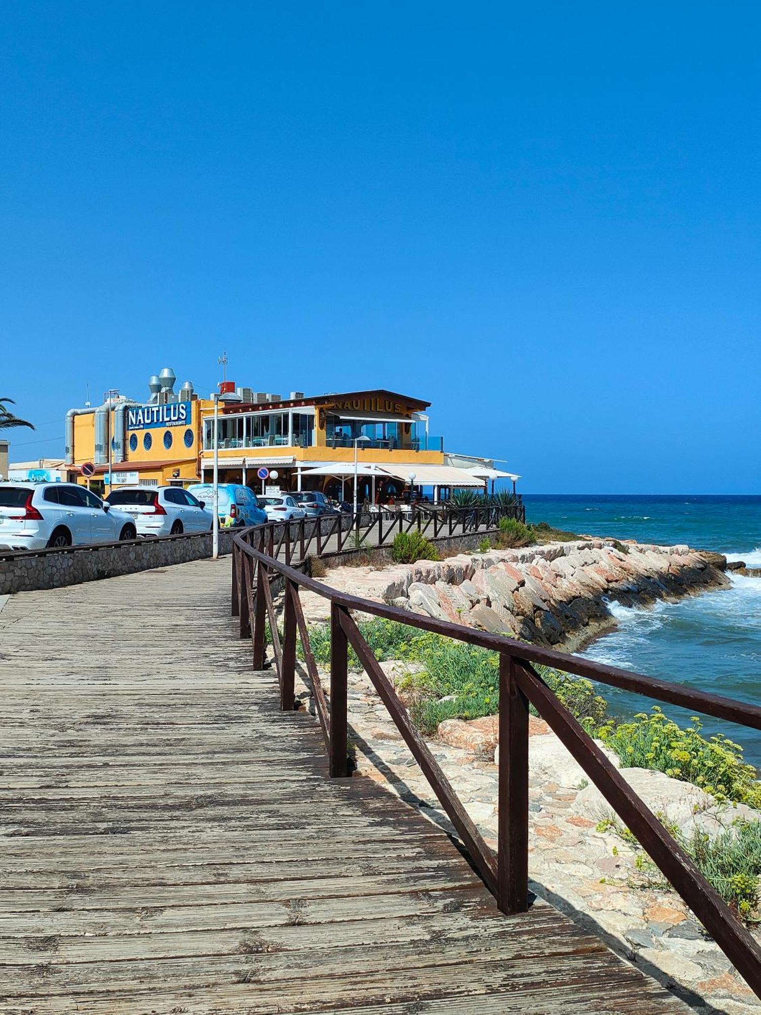 La Entrada Beach Club Торрев'єха Екстер'єр фото